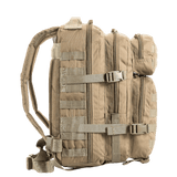 M-Tac Assault Pack, MOLLE-järjestelmä, ruskea, sivukuva, säädettävät pehmustetut olkahihnat, sopii kaupunkiin ja vaellukseen.