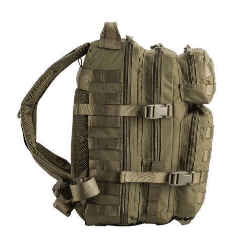M-Tac Assault Pack, oliivinvihreä, MOLLE-järjestelmä ja vetoketju, sopii kaupunkirepuksi tai lyhyille retkille.