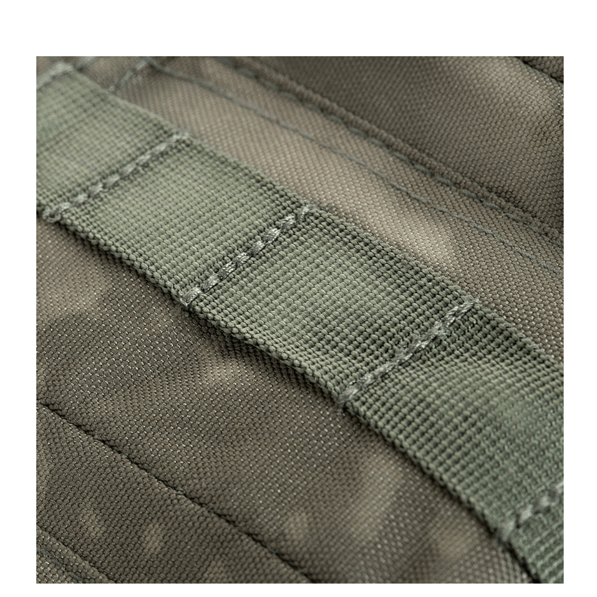Lähikuva M-Tac Large Assault Pack Laser Cut -repusta, MOLLE-kiinnitysjärjestelmä