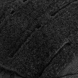 Yksityiskohta M-Tac Assault Pack Laser Cutin MOLLE-järjestelmästä kestävässä polyesterissä.