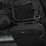 Taktinen M-Tac Admin Pouch Large Elite Cordura 500D:stä tarrapaneelilla, sopii varusteiden säilytykseen retkillä.