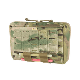 M-Tac Admin Pouch X-Large Elite camouflage-mallissa, laser cut -design ja elastik, suunniteltu taktiseen varustukseen ja tehokkaaseen organisointiin.