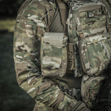 M-Tac Mediclomme Small Vertical Elite multicam-nylonista, NIJ-sertifiointi, kiinnitetty taktiseen varustukseen, näytetty galleria-asemassa 1.