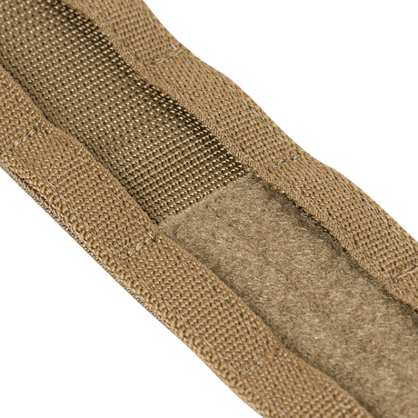Yksityiskohta M-Tac Range -vyöstä Cobra Buckle Gen.IV tarralla ja Tegris-vahvikkeella taktiseen käyttöön.