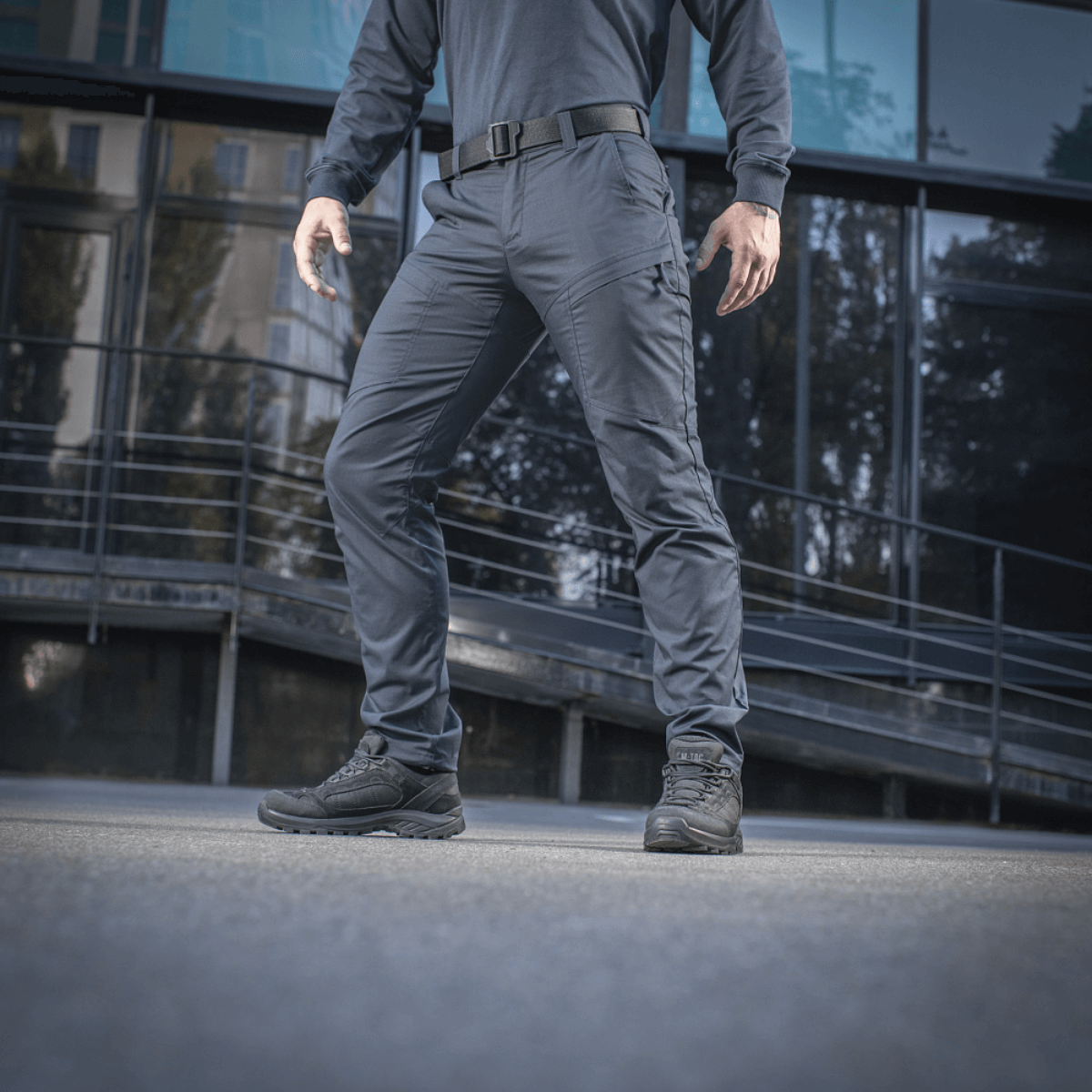 M-Tac Tactical Bukser Patrol Gen II Flex ulkokäytössä.