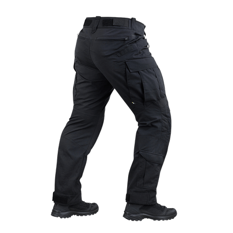 M-Tac STURM NyCo Extreme Gen.II Cordura 500D -polvivahvikkeilla, nähty takaa, suunniteltu taktiseen käyttöön ja kestävyyteen.