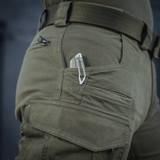 Lähikuva M-Tac Bukser Patriot Gen.III Vintage -housuista taktisine taskuineen ja klipseineen, sopivat erä- ja työkäyttöön.