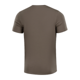 M-Tac T-shirt 93/7 Summer ruskea takaa nähtynä, sopii kesäkäyttöön, mukava ja hengittävä, sopii mihin tahansa vaatetukseen.