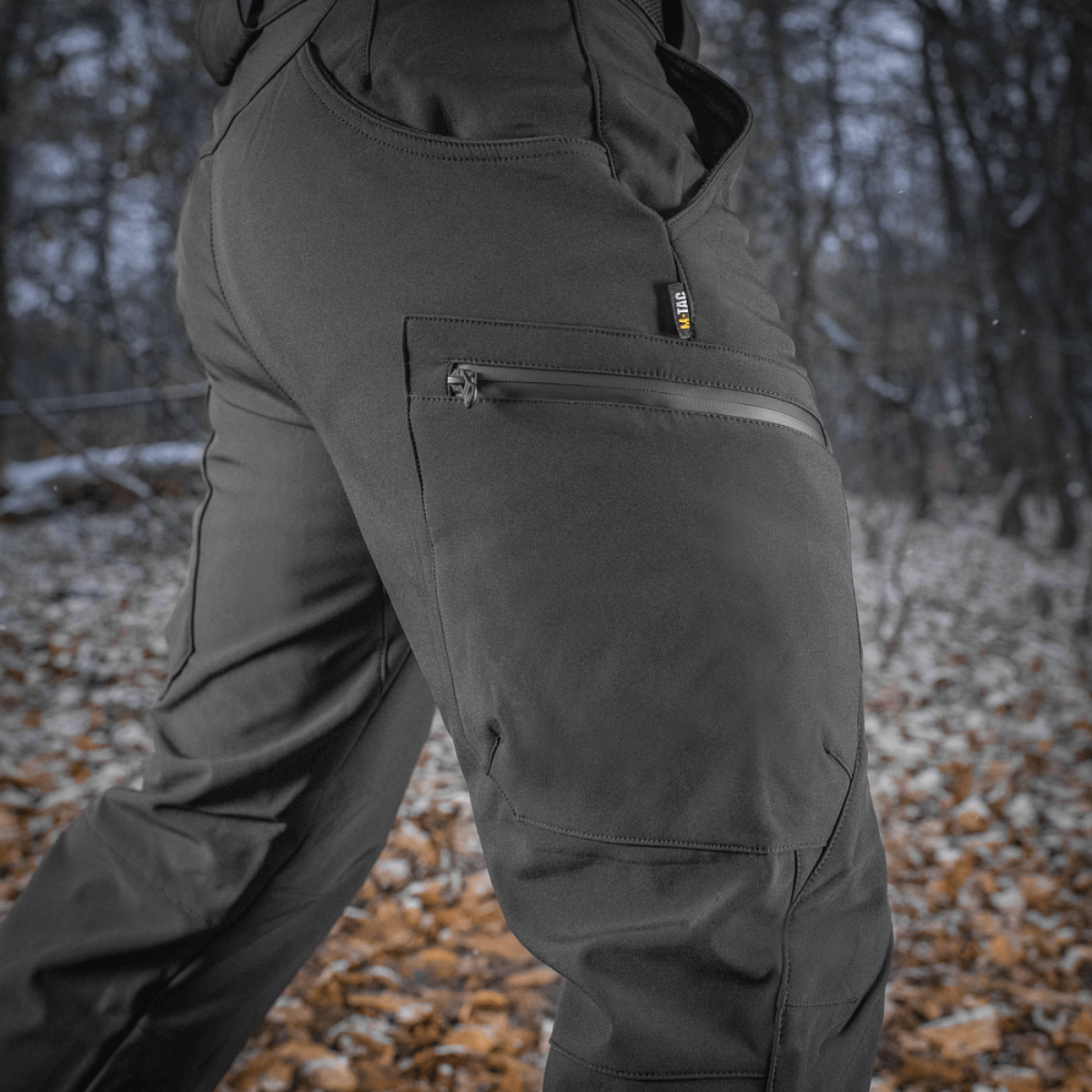 M-Tac Bukser Soft Shell Vinter metsässä, kulutusta kestävät ja hengittävät housut fleece-vuorella syksylle ja talvelle.