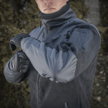 M-Tac Alpha Microfleece Jakke Gen.II, fleece-takki kylmään säähän vahvistetulla fleecellä ja Oxford nylonilla, taktinen ja ulkoilukäyttöön.