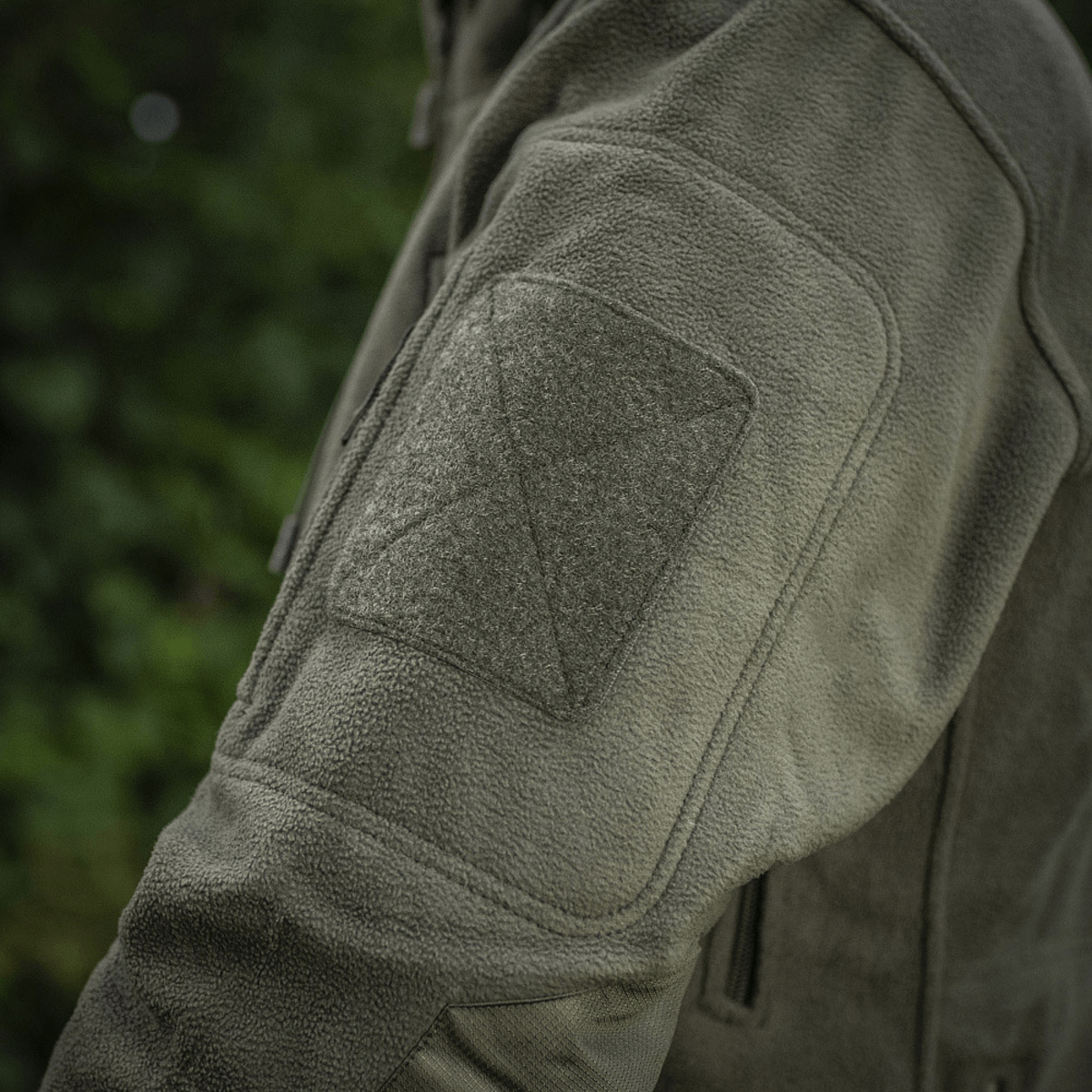 M-Tac Division Gen.II Windblock fleecetakki hihapatchilla, maksimaalinen lämpö ja tuulensuoja kylmässä säässä.
