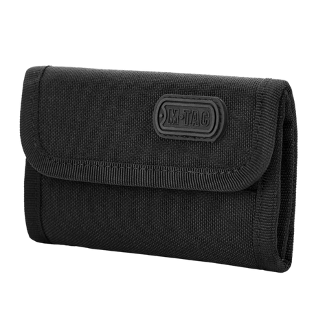 M-Tac Pung Elite kestävästä mustasta Cordura‑nylonista, useita lokeroita luottokorteille ja vaihtorahalle.