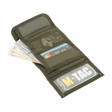 M-Tac Pung Elite Gen.II avoinna, seteleillä, korteilla ja vetoketjullisella taskulla.