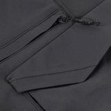 Lähikuva M-Tac Aggressor Summer Flex Shorts -yksityiskohdasta, käytännölliset taskut ja vetoketju.