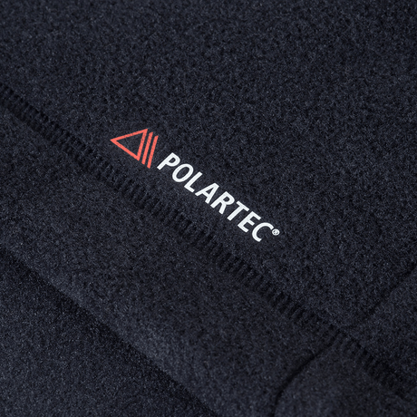 Lähikuva Polartec‑materiaalista M-Tac Sprint Fleece Sweatshirt Polartecissa, näyttää kankaan laatu ja tekstuurin.