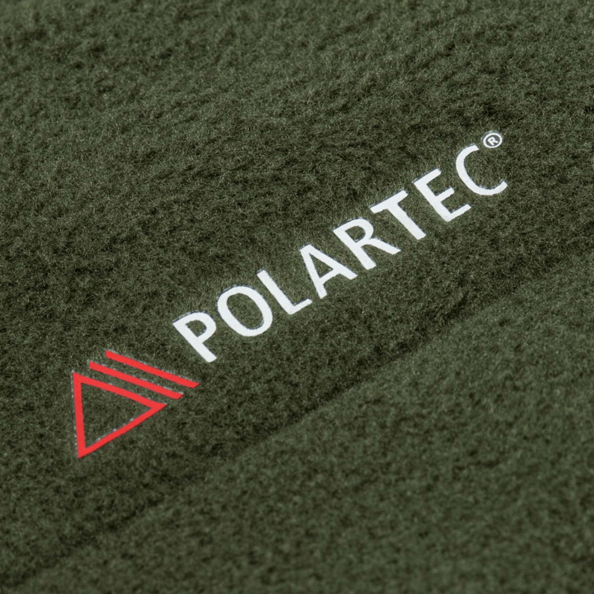 M-Tac Combat Fleece Polartec -takki vihreässä Polartec®-kankaassa, logo näkyvissä.