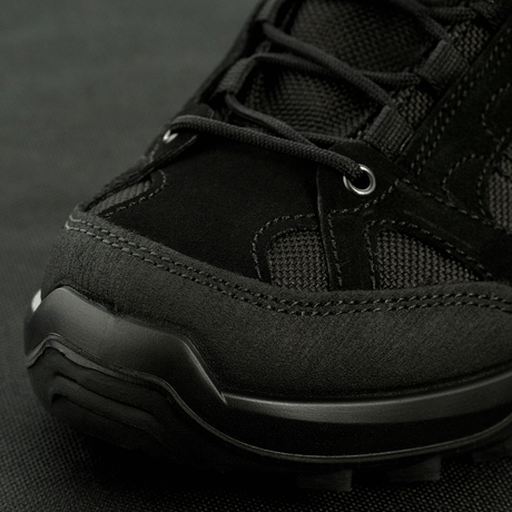 Tactical Sneakers Demi-Season – Kevyt ja mukava, mustat trekking- ja polkujuoksukengät kestäväpohjalla ja kumivahvistuksilla.