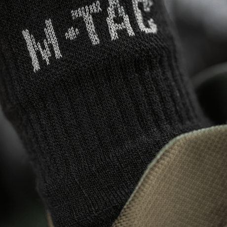 M-Tac Sokker Winter Wool mustina joustavalla resorilla mukavuutta ja lämpöä talvikäyttöön.