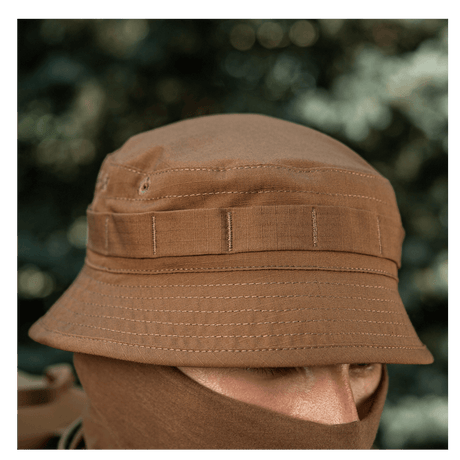 M-Tac Panamahat Gen. II Flex Rip-Stop ruskea rip-stop-kangas, NIJ-sertifiointi, näytetty manekiinilla sivulta, galleria-asento 1.