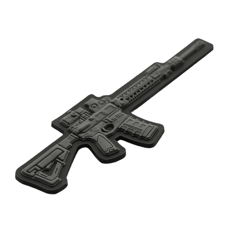 M-Tac AR-15 3D PVC-patch 3D AR-15 -motiivilla, valmistettu kestävästä PVC-kumista, koko 50x60mm, Velcro-hook helppoon kiinnitykseen.