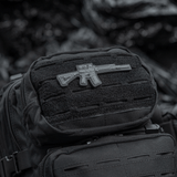 M-Tac AR-15 3D PVC-patch repussa, taktinen moraalitarra AR-15-harrastajille Velcro-kiinnityksellä, kestävä ulkoiluun.