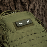 M-Tac Cat Eyes 3D PVC-patch fluoresoivalla designilla sotilasreppuun. Taktinen tarra Velcro-kiinnityksellä. Sopii ulkoiluun.