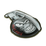 M-Tac Patch M67 Kranaatti 3D PVC 'Born to Kill' -tekstillä hauskan kranaattimuotoilun, kestävä PVC ja Velcro-takapuoli, koko 8.8 x 6.8 cm