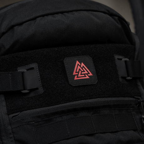 M-Tac Patch Valknut Laser Cut Odin -symboli en mustassa laukussa