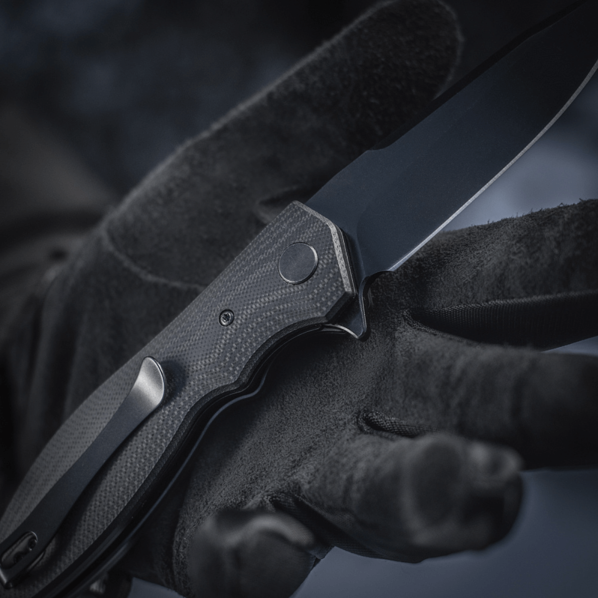 M-Tac Outdoor & Militær taittoveitsi - Type 6, musta G10-komposiittikahva ja kromattu ruostumaton terä, taktinen tyyli.