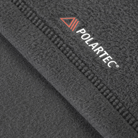 Lähikuva M-Tac Delta Polartec -fleece-takin Polartec® Micro Series -fleece-kankaasta.