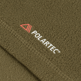 M-Tac Delta Polartec -fleece-takin lähikuva, Polartec®-logo, korostaa fleecen rakennetta ja laatua.