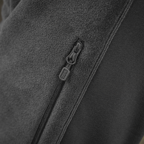 M-Tac Polartec Sport -fleecatakki, korostus vetoketjudetaljeissa ja Polartec® 200 Series -fleecessä.