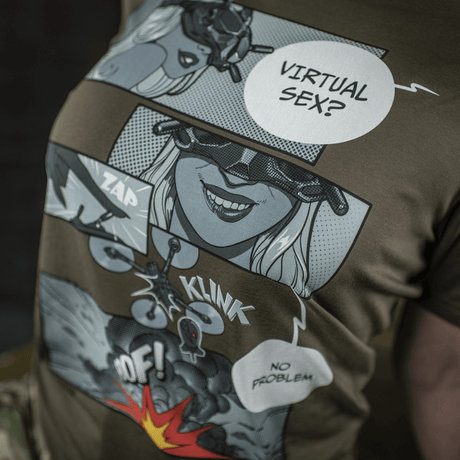 M-Tac T-Shirt Comics Drone Girl -paidassa sarjakuvapainatus FPV-pilotista; symboloi voimaa ja tarkkuutta.