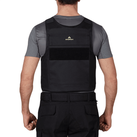 Anorak Duty I Cover – ergonomisesti suunniteltu suoja poliiseille CORDURA®:sta ja 3D SPACER Coolmax® -teknologialla.