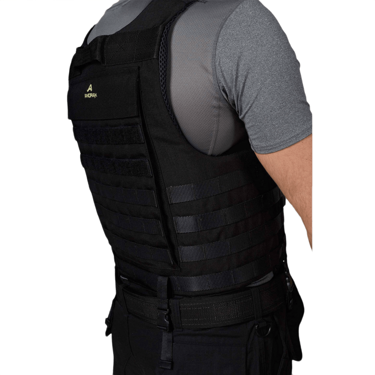 Anorak Tactical I Cover ergonomisella muotoilulla ja 360° PALS-webbingillä, ihanteellinen poliisille ja puolustushenkilöstölle.