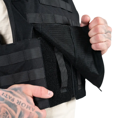 EA Plate Carrier musta — tuotekuva.