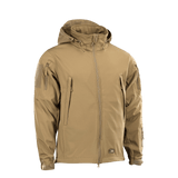 M-Tac Soft Shell -takki beige, huppu ja vetoketjutaskut, sopii sääsuojaukseen polyuretaanikalvon ansiosta.