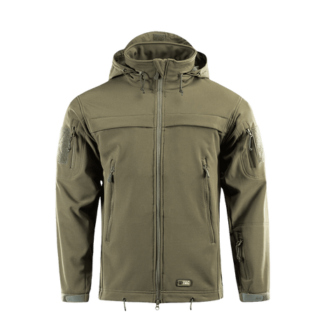 M-Tac Soft Shell Police Jakke vihreänä, säädettävällä hupulla ja tuulta hylkivällä materiaalilla suojaamaan kaikissa sääolosuhteissa.