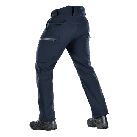 M-Tac Soft Shell Vinter -housut fleece-vuorella ja suojaa tuulelta ja kosteudelta, sopivat syksyn ja talven ulkoiluun.