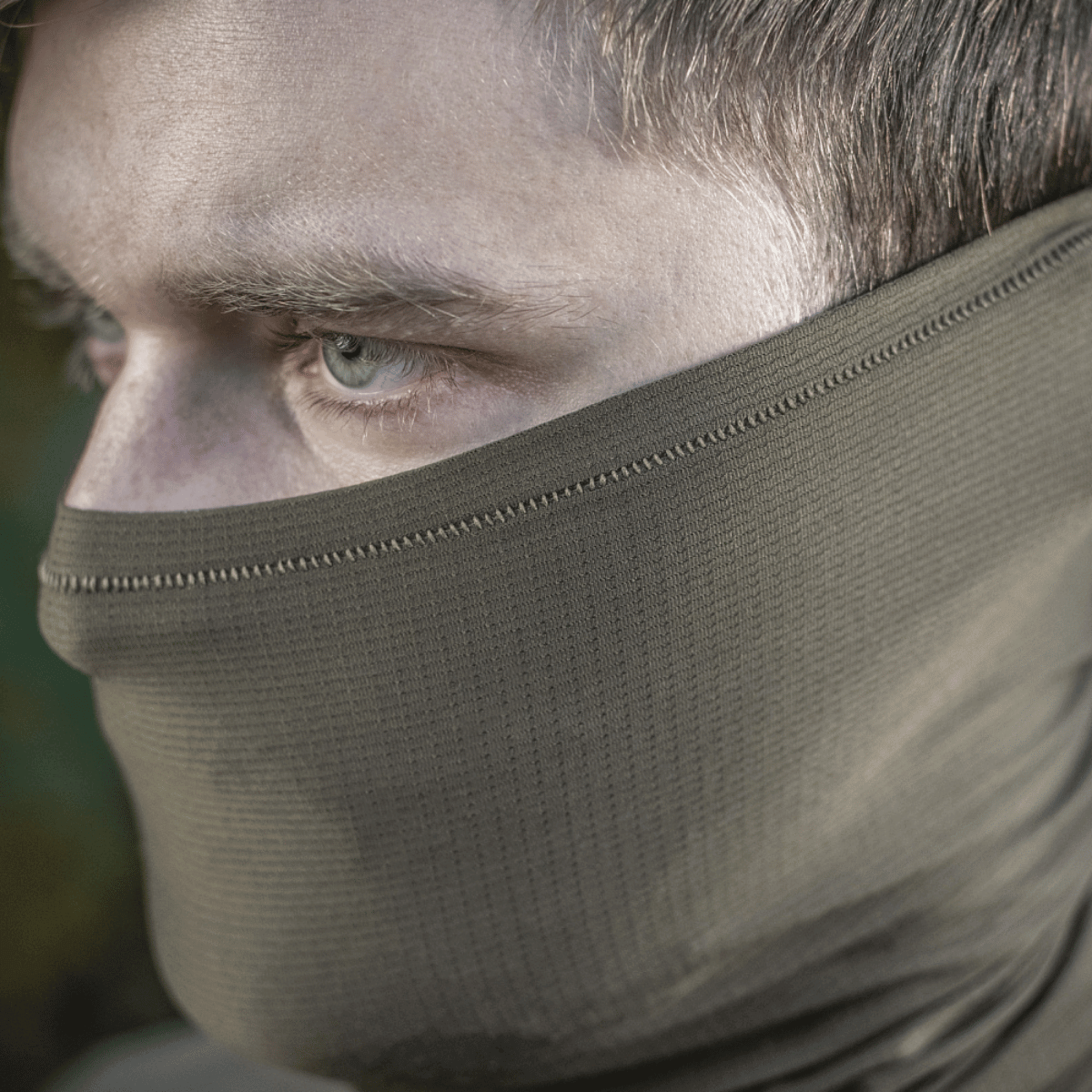 M-Tac Polartec Vent Tube Scarf käytetty kasvomaskina, kosteutta siirtävä ja tuulensuojallinen