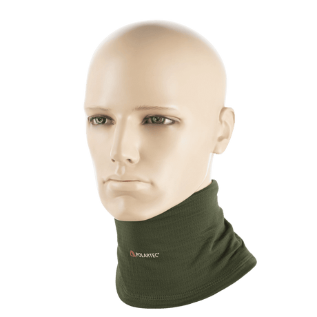 M-Tac Tube Scarf Polartec Power Grid, vihreä mallinukella, esillä suojana tuulelta ja kylmältä.