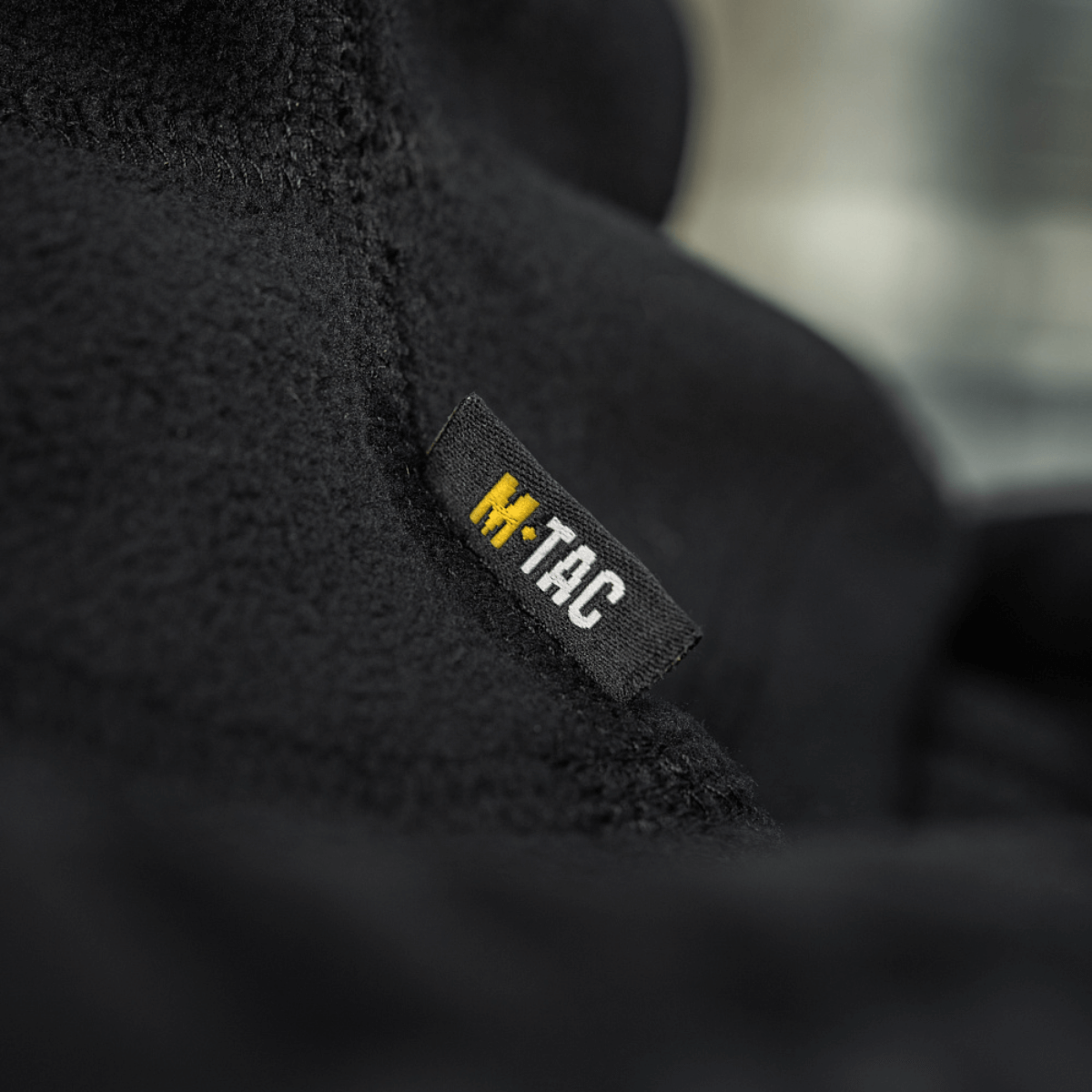 M-Tac Anatomisk Snood Justerbar Elite Fleece (320 g/m²) pehmeällä ja kestävälla fleecellä, ihanteellinen kylmään säähän ja joustavaan käyttöön pipona tai balaclavana.