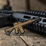 M-Tac AR-15 3D PVC Patch, Velcro-kiinnitys, tarkoitettu taktiseen käyttöön vaatteissa ja varusteissa.