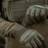 M-Tac Assault Tactical Mk.2 iskunvaimentavilla inserteillä ja säädettävällä tarralla, mukavuutta ja maksimaalista suojaa.