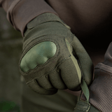 M-Tac Assault Tactical Mk.3, vahvistettu kämmen ja velcro, sopivat aseenkäyttöön mukavalla istuvuudella.