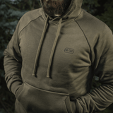 M-Tac Cotton Raglan Hard Hoodie 100% puuvillaa fleece-vuorella, tyylikäs raglan-hiha ja kengurutasku. Sopii syksyyn ja talveen.