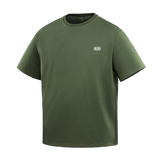 M-Tac Cotton HARD T-paita oliivinvihreänä, oversize-leikkaus ja heijastava logo rinnassa, valmistettu 100% puuvillasta mukavuutta ja kestävyyttä varten.