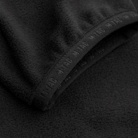 M-Tac Delta Fleece -takin yksityiskohta peukalonrei'illä, mukava muotoilu ja lämmin fleece, ihanteellinen aktiiviseen käyttöön ja kylmiin olosuhteisiin