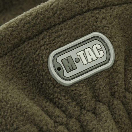 M-Tac Handsker Fleece Thinsulate, lähikuva logosta eristetyllä fleece-pinnalla, talvikäyttöön.