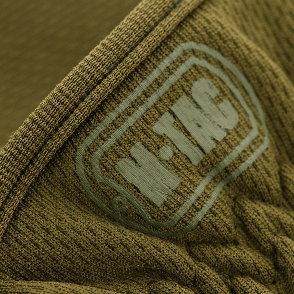 M-Tac Handsker Scout Tactical Mk.2, lähikuva synteettisistä nahkadetaljeista suojaksi ja kestävyydelle, nopeasti kuivuva ja kevyt materiaali.